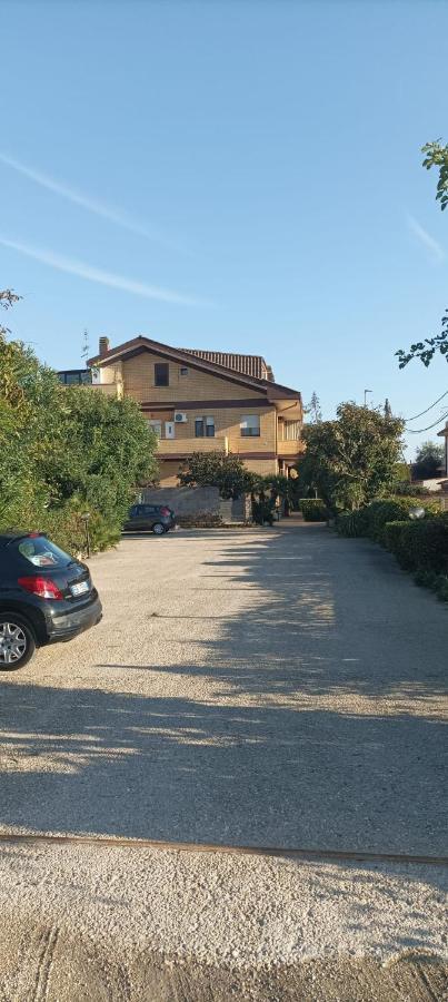 Modular King Suite - Intera Suite Vicino Aeroporto E Fiera Di Roma Fiumicino Zewnętrze zdjęcie